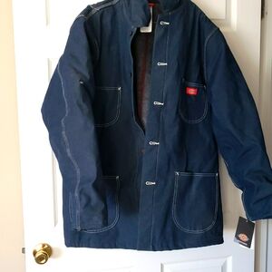 Dickies Blue Lightweight Jacket with Structured Silhouette